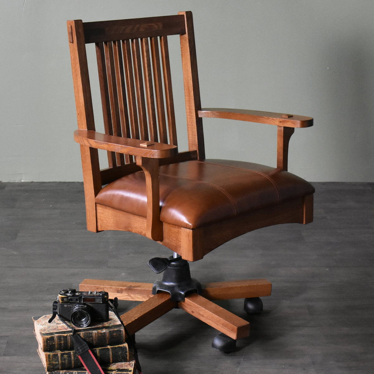 The SPRINT-E13 Arts & Crafts Mission Solid Oak Swivel Chair