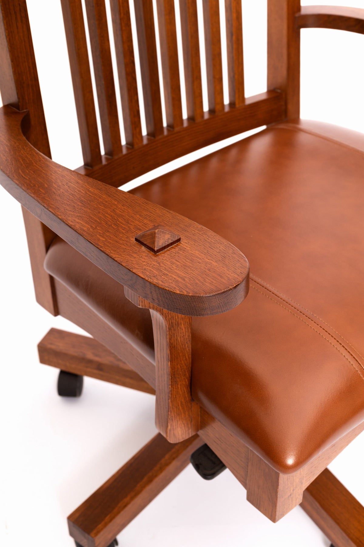 The SPRINT-E13 Arts & Crafts Mission Solid Oak Swivel Chair